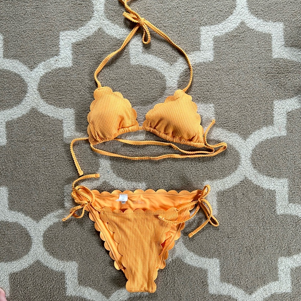 Aerie scalloped bikini